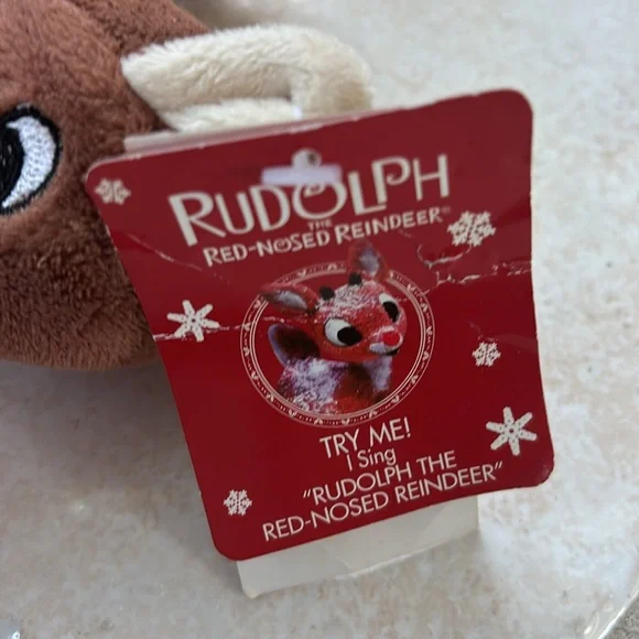 Mini Rudolf plays music - Picture 3 of 5